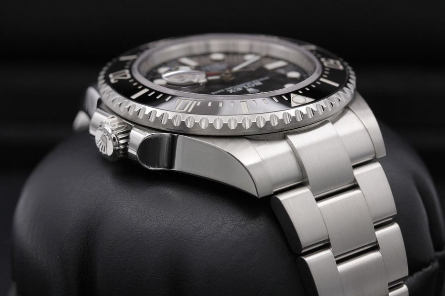 Rolex Sea-Dweller 126600